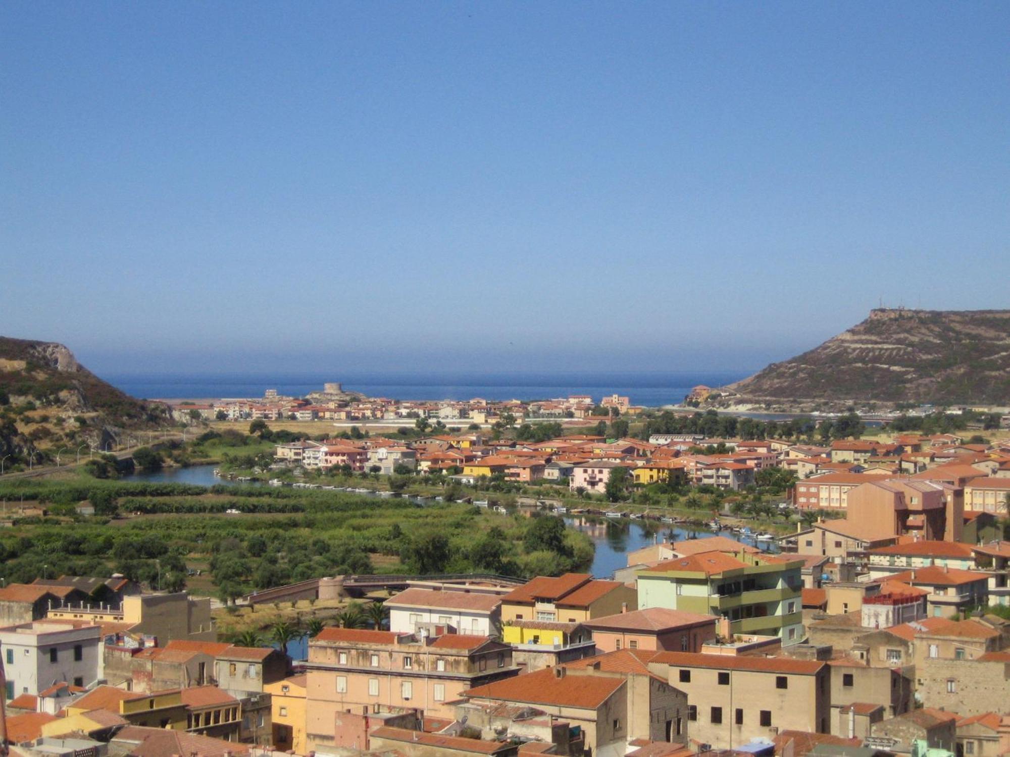 Corte Fiorita Albergo Diffuso ボーザ エクステリア 写真