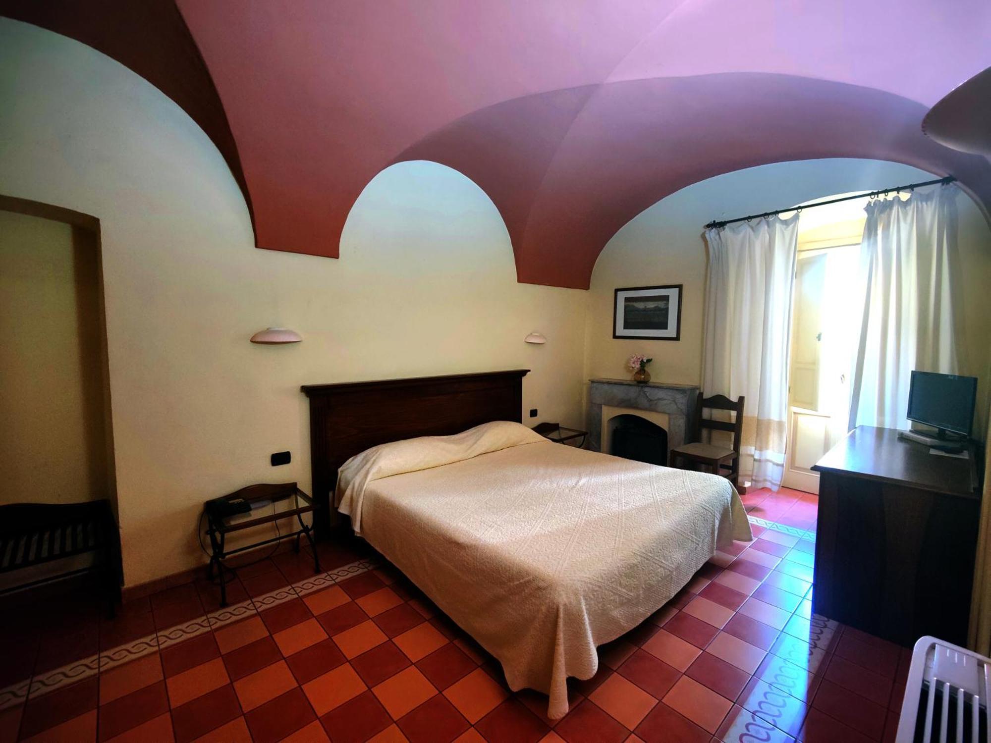 Corte Fiorita Albergo Diffuso ボーザ エクステリア 写真